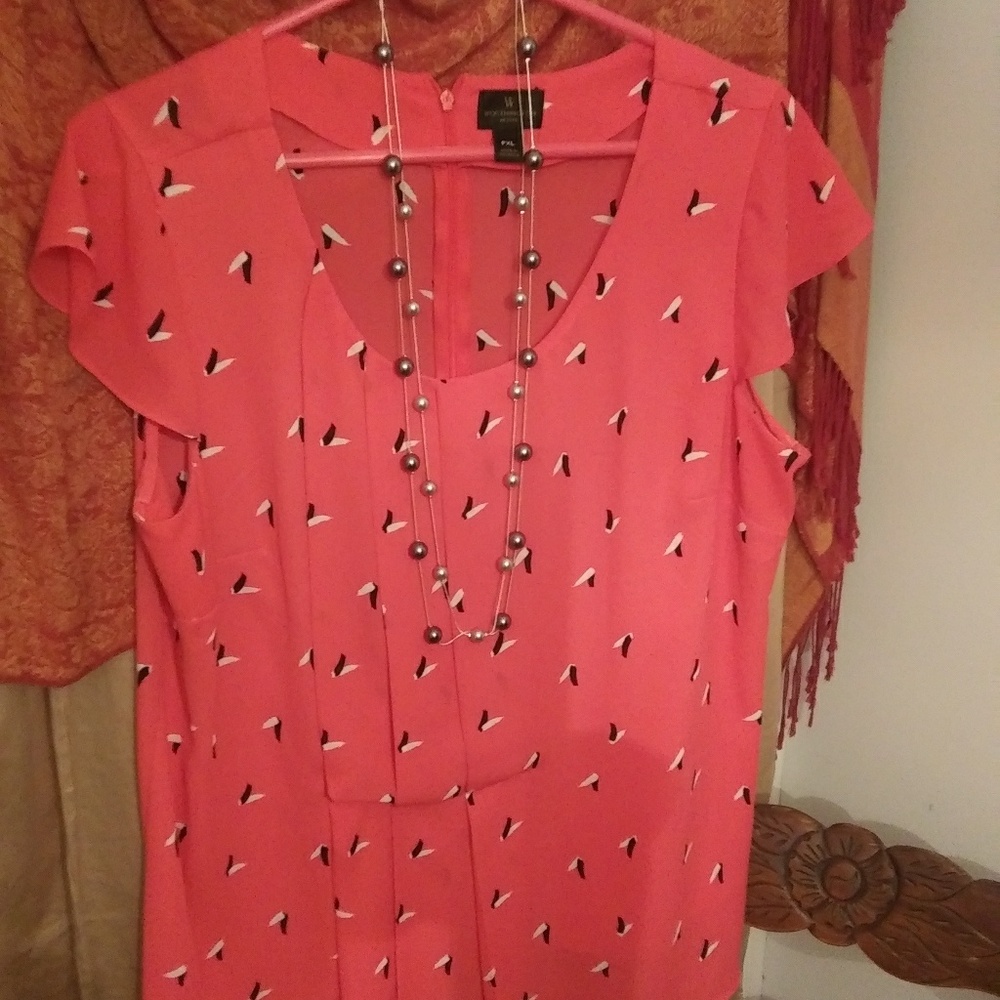 🎉 Beautiful Worthington Blouse